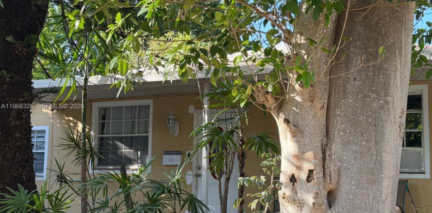 Villa ou maison à Miami, Floride 2 chambres, 200.2 m2 № 2031987