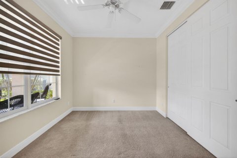 Villa ou maison à vendre à Port St. Lucie, Floride: 3 chambres, 162.21 m2 № 2087413 - photo 27