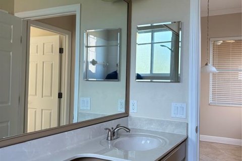 House in Sarasota, Florida 3 bedrooms, 187.01 sq.m. № 2219048 - photo 13