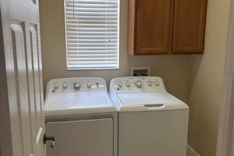 House in Sarasota, Florida 3 bedrooms, 187.01 sq.m. № 2219048 - photo 18