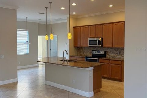 House in Sarasota, Florida 3 bedrooms, 187.01 sq.m. № 2219048 - photo 10