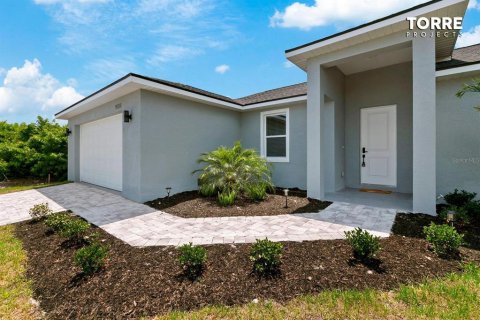 Casa en venta en Port Charlotte, Florida, 4 dormitorios, 155.52 m2 № 1758304 - foto 5