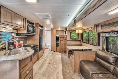 House in North Miami, Florida 4 bedrooms, 229.47 sq.m. № 1953625 - photo 21