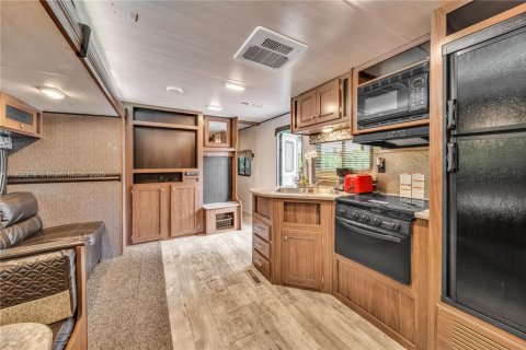 House in North Miami, Florida 4 bedrooms, 229.47 sq.m. № 1953625 - photo 27