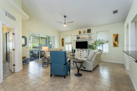 Casa en venta en Palm Coast, Florida, 2 dormitorios, 150.41 m2 № 2116548 - foto 11