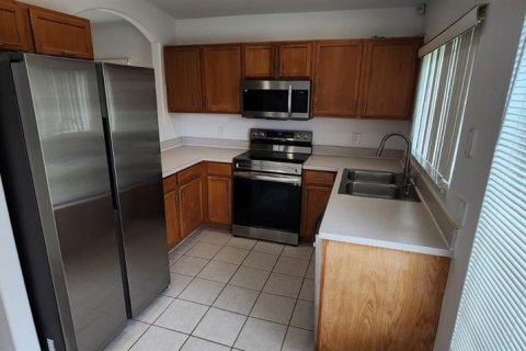 Condominio en alquiler en Kissimmee, Florida, 3 dormitorios, 105.54 m2 № 2427410 - foto 3
