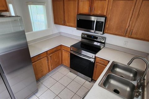 Condominio en alquiler en Kissimmee, Florida, 3 dormitorios, 105.54 m2 № 2427410 - foto 9