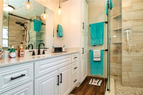 Villa ou maison à vendre à Sarasota, Floride: 2 chambres, 131.83 m2 № 2431135 - photo 24