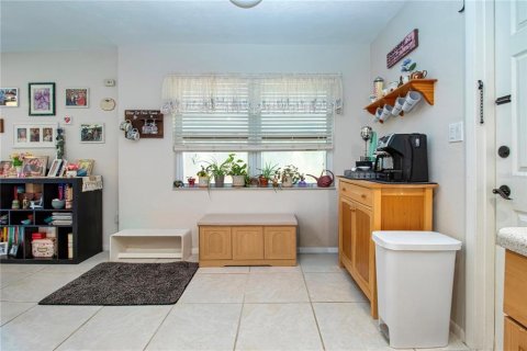 Villa ou maison à vendre à Sarasota, Floride: 2 chambres, 131.83 m2 № 2431135 - photo 14