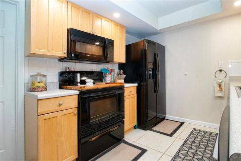 Villa ou maison à vendre à Sarasota, Floride: 2 chambres, 131.83 m2 № 2431135 - photo 15