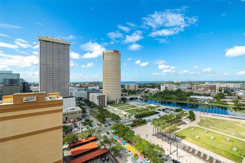 Condo in Tampa, Florida, 1 bedroom  № 1821146 - photo 19
