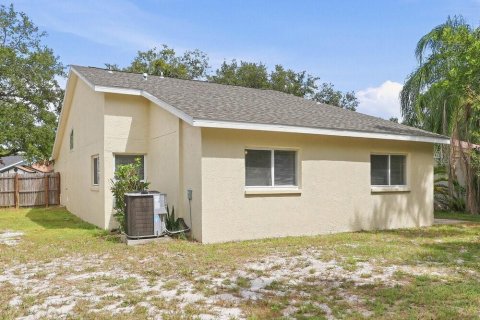House in Riverview, Florida 4 bedrooms, 128.58 sq.m. № 2389137 - photo 16