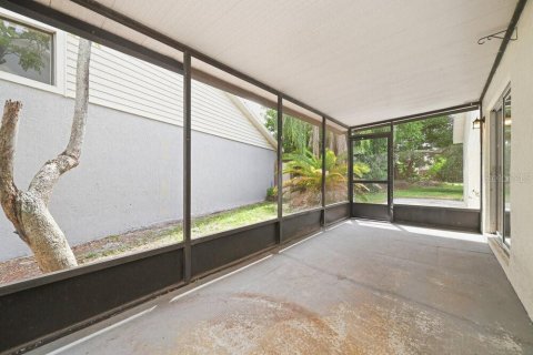 House in Riverview, Florida 4 bedrooms, 128.58 sq.m. № 2389137 - photo 7