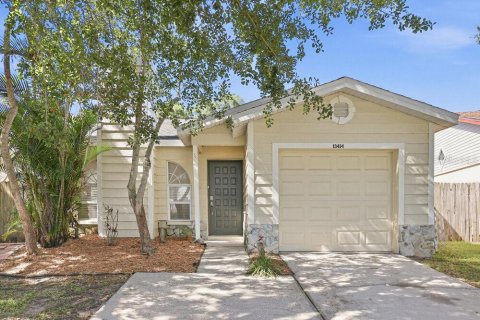 House in Riverview, Florida 4 bedrooms, 128.58 sq.m. № 2389137 - photo 1