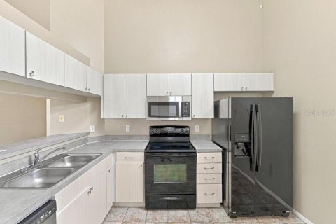 House in Riverview, Florida 4 bedrooms, 128.58 sq.m. № 2389137 - photo 6