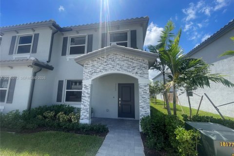 Touwnhouse à Florida City, Floride 3 chambres, 123.56 m2 № 2390030