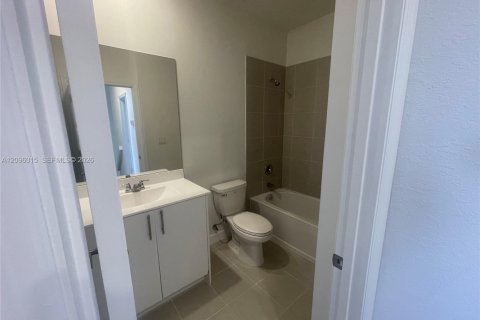 Touwnhouse à louer à Florida City, Floride: 3 chambres, 123.56 m2 № 2390030 - photo 26