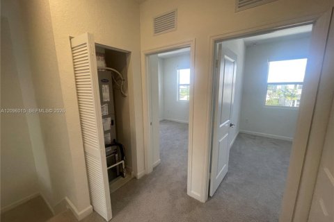 Touwnhouse à louer à Florida City, Floride: 3 chambres, 123.56 m2 № 2390030 - photo 22