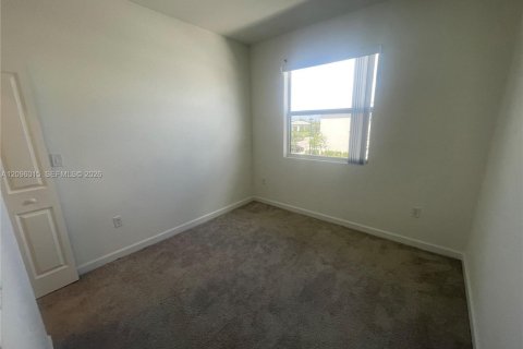 Touwnhouse à louer à Florida City, Floride: 3 chambres, 123.56 m2 № 2390030 - photo 23