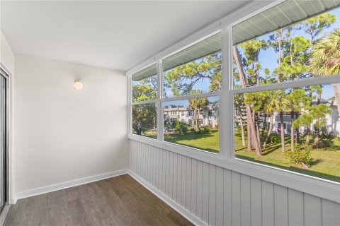 Condo in Port Charlotte, Florida, 1 bedroom  № 1918516 - photo 7