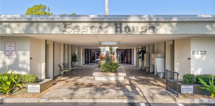 Condo in Port Charlotte, Florida, 1 bedroom № 1918516