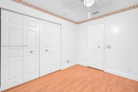 House in Weston, Florida 3 bedrooms, 125.7 sq.m. № 2069075 - photo 26