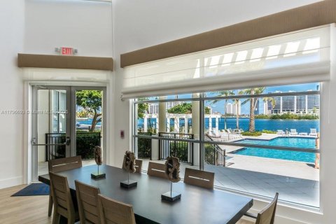 Copropriété à louer à Aventura, Floride: 2 chambres, 100.06 m2 № 1774436 - photo 6
