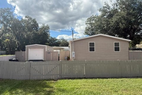 House in Kissimmee, Florida 5 bedrooms, 195.84 sq.m. № 2425869