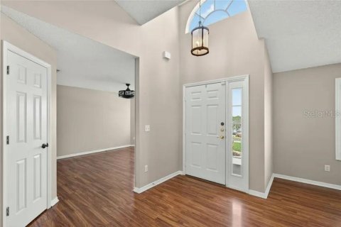 House in Eustis, Florida 3 bedrooms, 160.63 sq.m. № 2429074 - photo 6