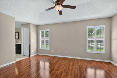 House in Eustis, Florida 3 bedrooms, 160.63 sq.m. № 2429074 - photo 14