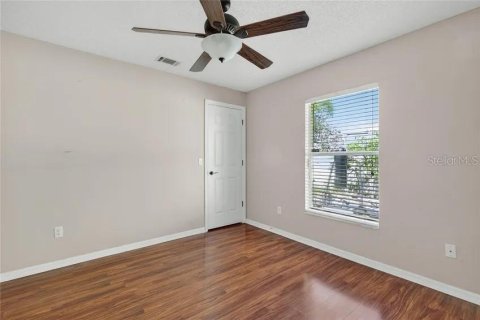 House in Eustis, Florida 3 bedrooms, 160.63 sq.m. № 2429074 - photo 19