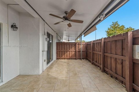 Adosado en venta en Homestead, Florida, 4 dormitorios, 156.08 m2 № 2011305 - foto 16