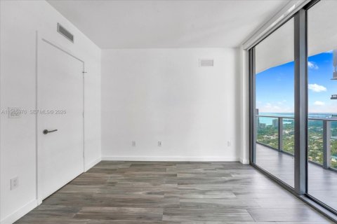 Condo in Miami, Florida, 1 bedroom  № 2081265 - photo 12