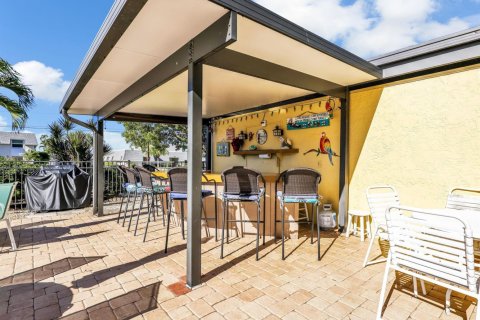 Copropriété à vendre à Cape Coral, Floride: 2 chambres, 90.49 m2 № 2171378 - photo 26