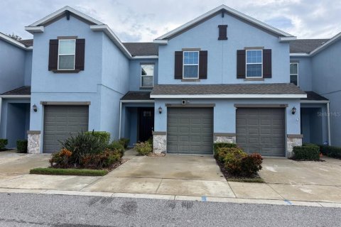 Townhouse in Tampa, Florida 3 bedrooms, 151.06 sq.m. № 2322421