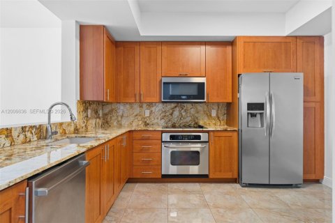 Condominio en venta en Aventura, Florida, 2 dormitorios, 160.72 m2 № 2073854 - foto 6