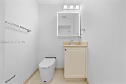 Condominio en venta en Aventura, Florida, 2 dormitorios, 160.72 m2 № 2073854 - foto 28