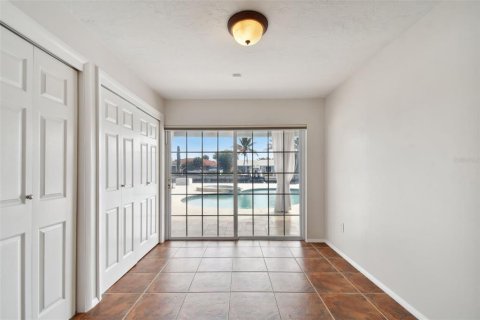 House in Saint Petersburg, Florida 4 bedrooms, 217.21 sq.m. № 1827261 - photo 29