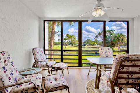 Condo in Sarasota, Florida, 2 bedrooms  № 2226615 - photo 14
