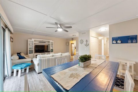 Купить таунхаус в Индиан-Шорс, Флорида 4 комнаты, 113.81м2, № 1613880 - фото 4