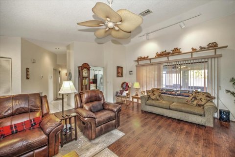Casa en venta en Port Charlotte, Florida, 2 dormitorios, 180.42 m2 № 1718192 - foto 5