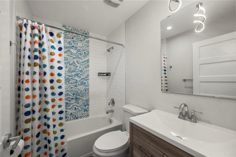 House in Rotonda, Florida 3 bedrooms, 150.41 sq.m. № 2425822 - photo 26