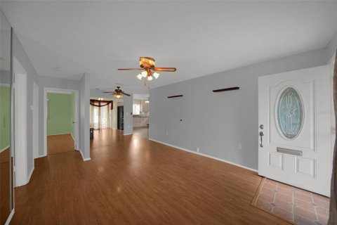 House in Pinellas Park, Florida 2 bedrooms, 88.26 sq.m. № 2364795 - photo 4