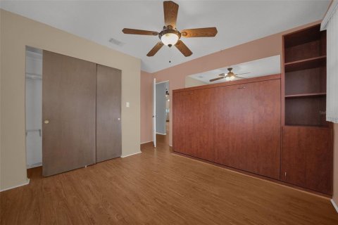 House in Pinellas Park, Florida 2 bedrooms, 88.26 sq.m. № 2364795 - photo 9