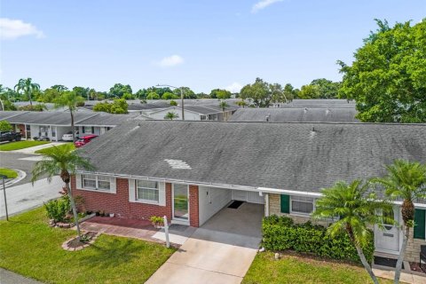 House in Pinellas Park, Florida 2 bedrooms, 88.26 sq.m. № 2364795 - photo 26