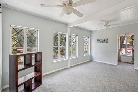 House in Tarpon Springs, Florida 3 bedrooms, 144 sq.m. № 1893914 - photo 23