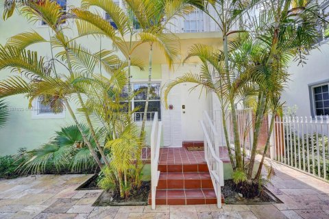 Condominio en venta en Miami Beach, Florida, 1 dormitorio, 68.75 m2 № 1952156 - foto 8