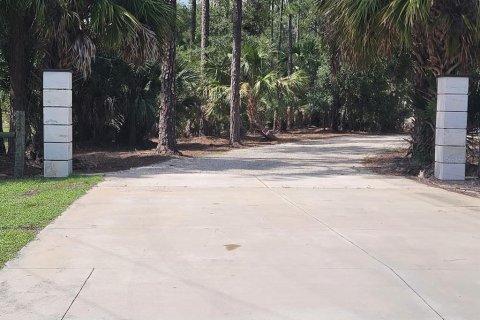Villa ou maison à vendre à North Port, Floride: 4 chambres, 198.35 m2 № 1917615 - photo 2