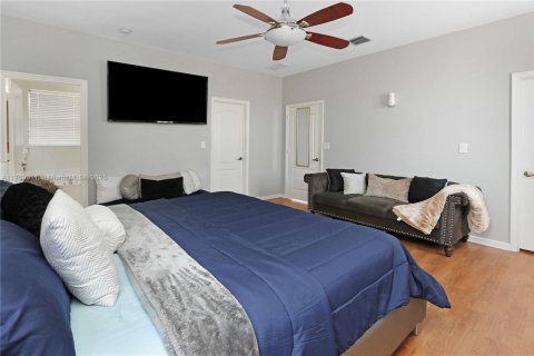 Casa en venta en Homestead, Florida, 3 dormitorios, 191.19 m2 № 1981900 - foto 23