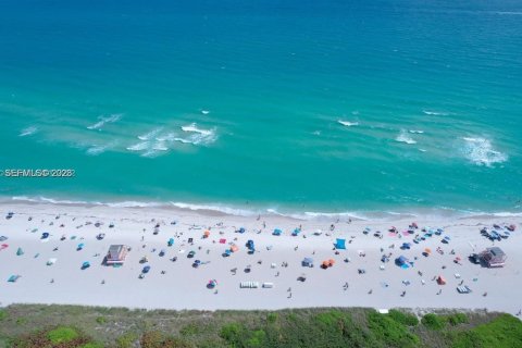 Condominio en venta en Sunny Isles Beach, Florida, 2 dormitorios, 126.07 m2 № 2254284 - foto 21